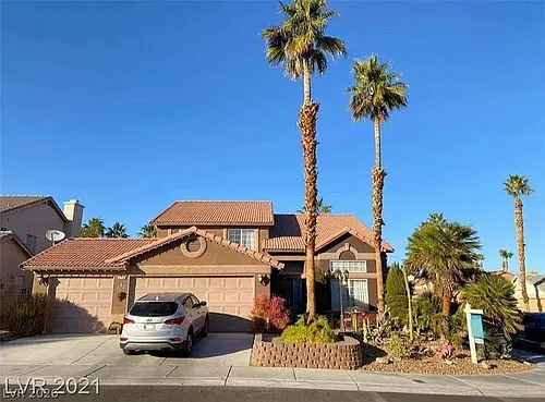 6576 Moonshadow Cir Photo 1