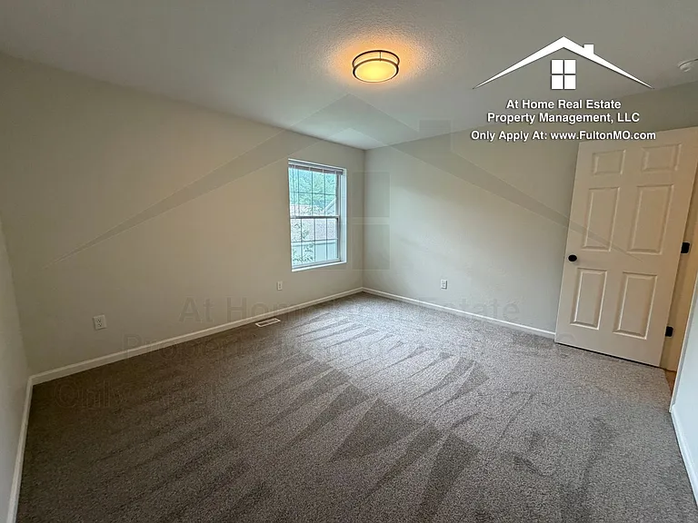 1011 Greystone Ct — Photo 33