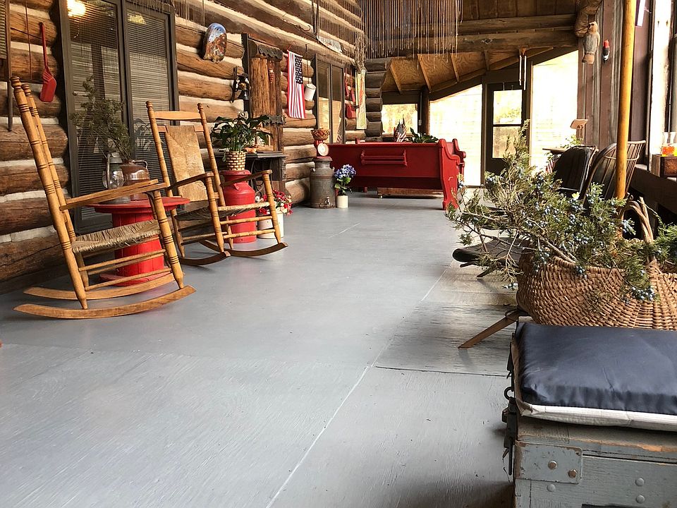 Enclosed Front porch