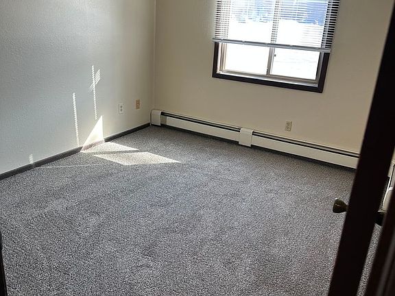 5th image of 200 5th Ave N APT 206