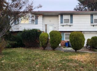 583 Centerwood Street, West Babylon, NY 11704