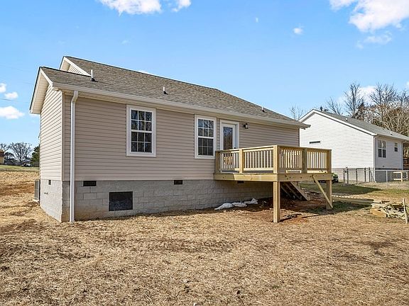 4th image of 271 S Turner Dr