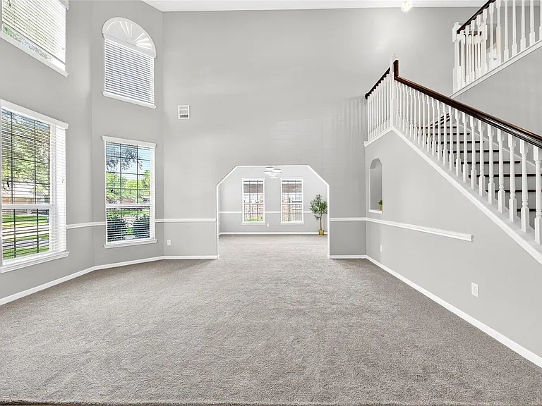 27011 Rockwood Park Ln — Photo 5