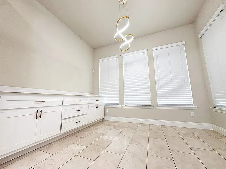14803 Huffman Ln — Photo 16