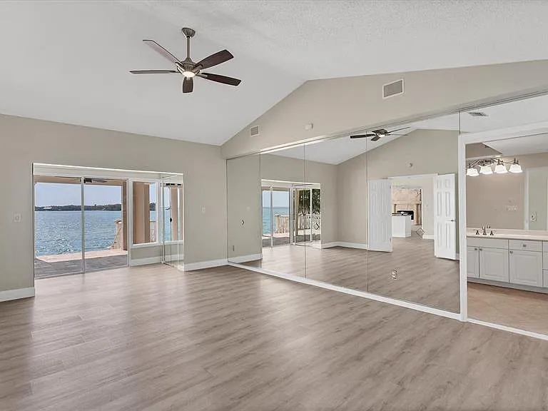 120 Sands Point Dr — Photo 15