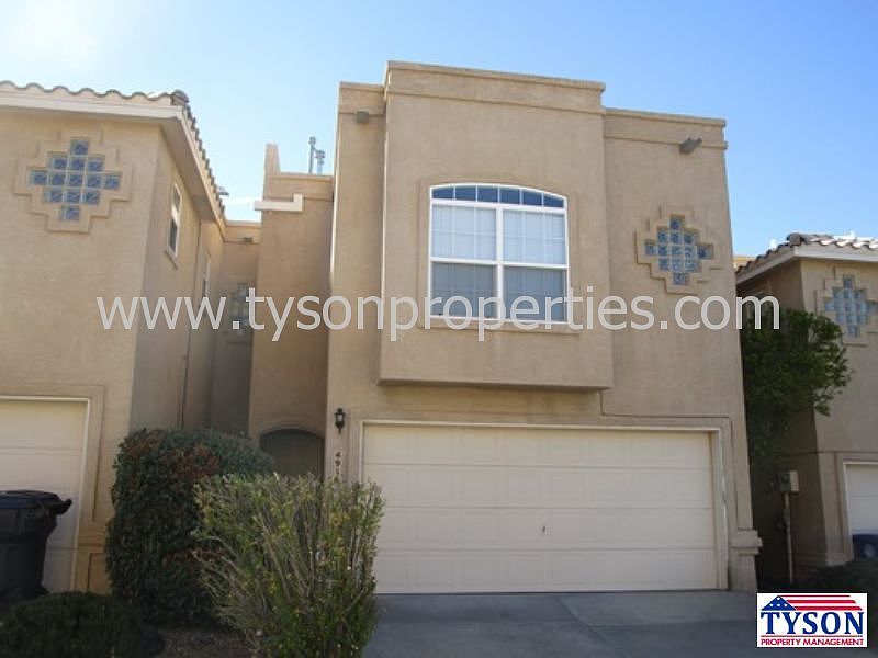 1st image of 4916 Serena Cir NE