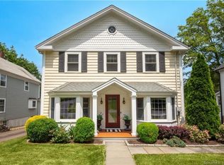 8 Ramapoo Rd, Ridgefield, CT 06877