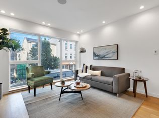 194 Ainslie St #2R, Brooklyn, NY 11211