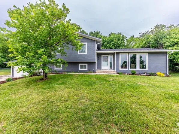 3629 Rocky Ford Ave, Manhattan, KS 66502
