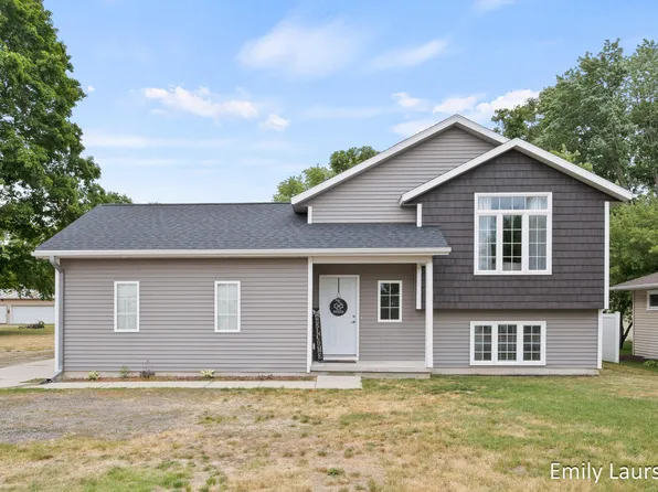 701 Grand Rapids St, Middleville, MI 49333