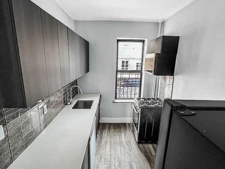 347 McDonald Ave #B2 — Photo 1
