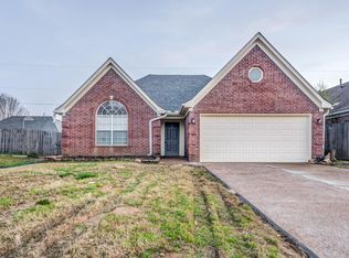 6935 Manslick Rd, Cordova, TN 38018