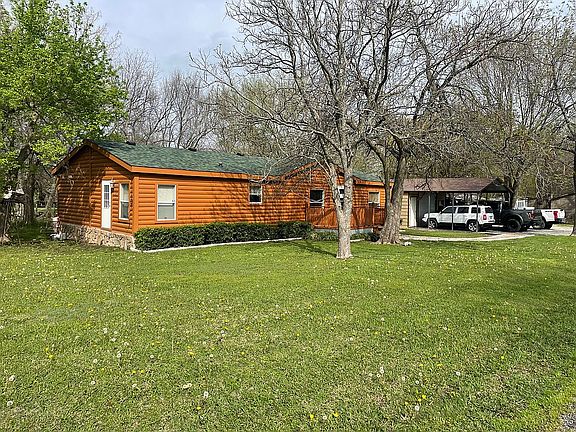 2nd image of 113 Diane Dr