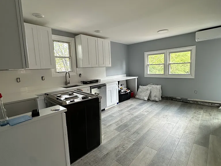131 Paterson Ave #2 — Photo 1