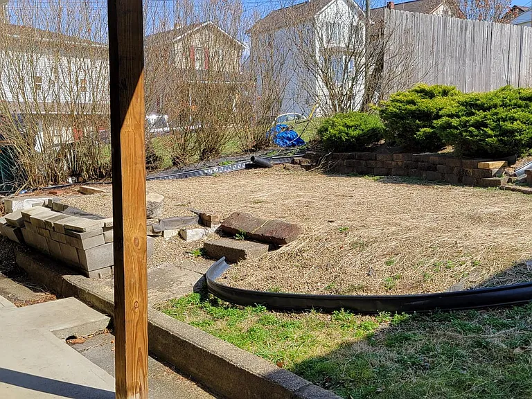 213 Spring St #1 — Photo 22