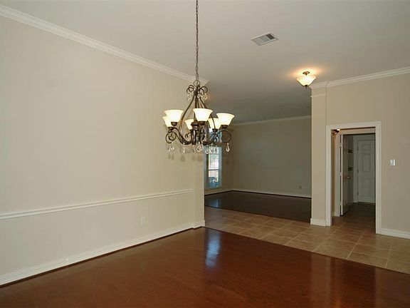 5th image of 1044 Cayman Bend Ln