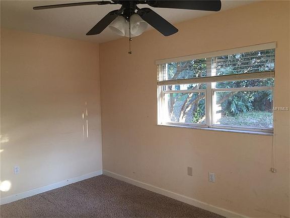 5th image of 1016 Shore Acres Dr
