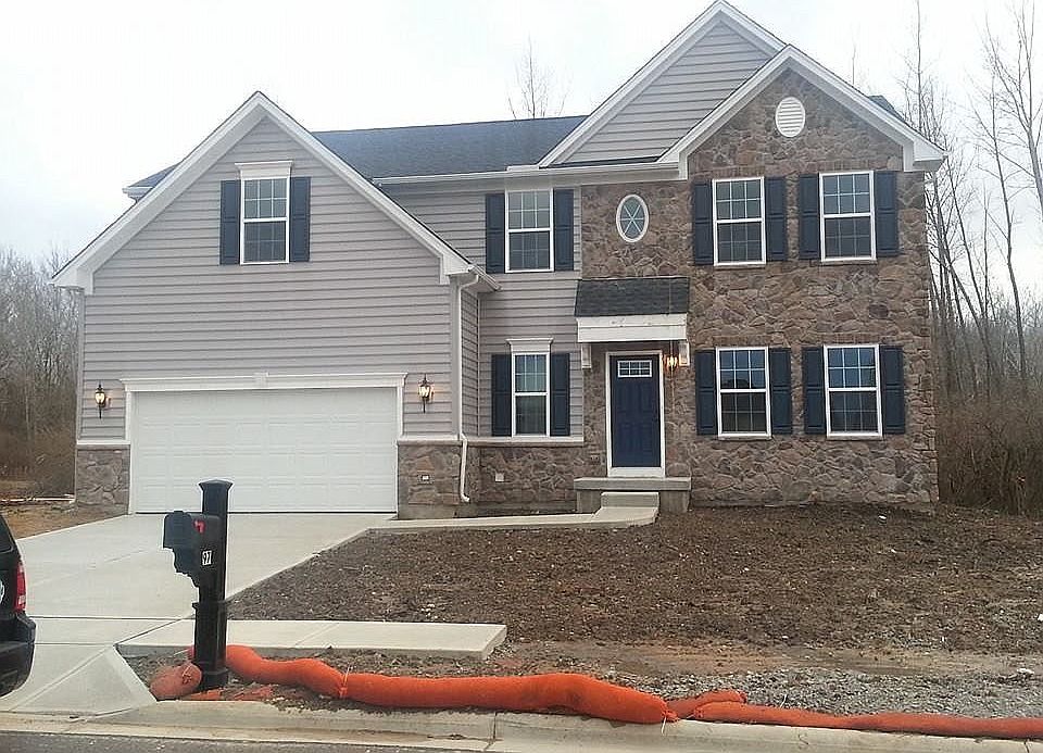 2nd image of 97 Cascade Dr