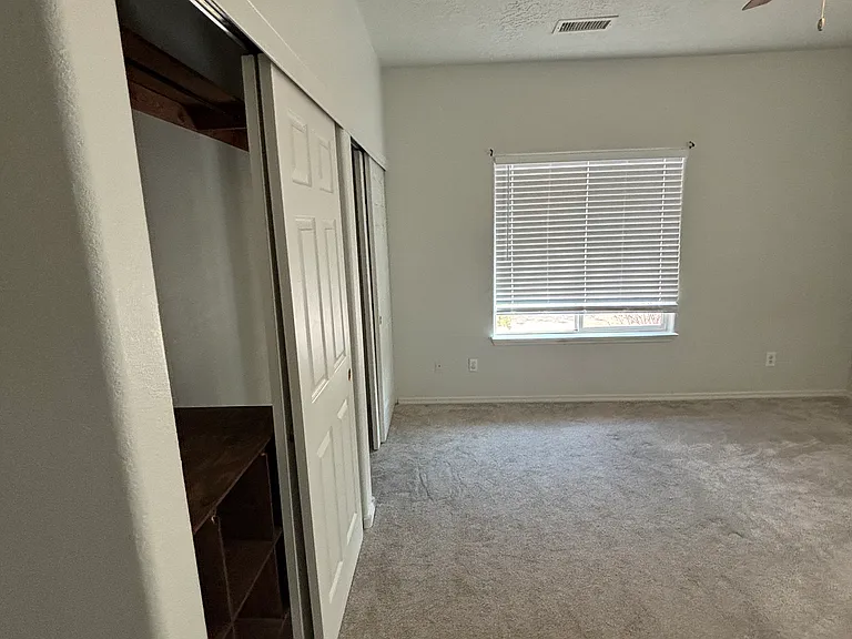 6601 Shiprock Dr NE — Photo 11