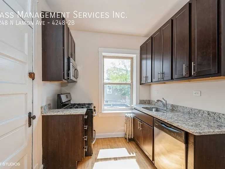 4248 N Lamon Ave #2B — Photo 1