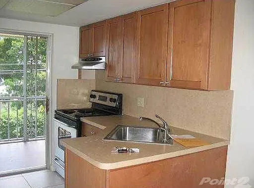 184 nw 4th.jpg4