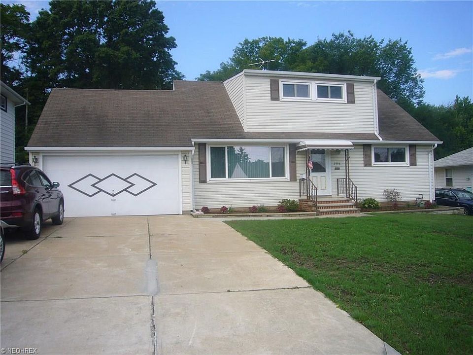 1st image of 2398 Stanford Dr