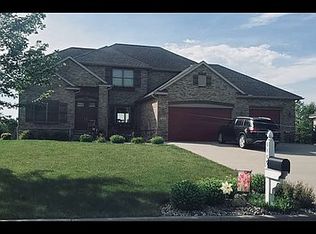 1409 Rockbend Pkwy, Saint Peter, MN 56082