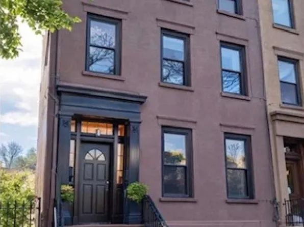 119 Grand St, Jersey City, NJ 07302