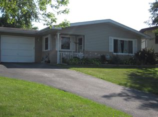 376 Raven Cir, Valparaiso, IN 46385