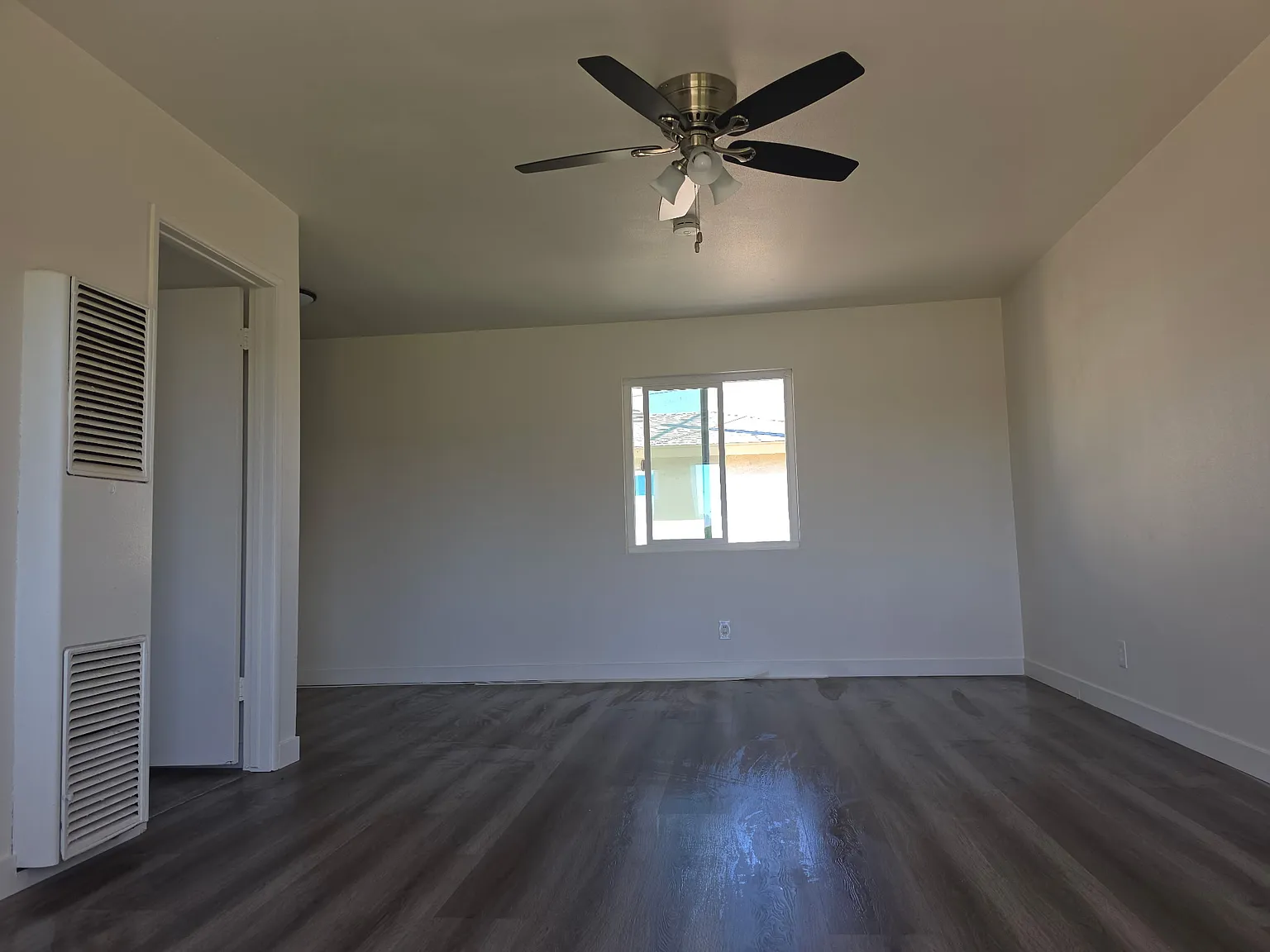 1 bed, 590 sqft, $1,975 — Photo 4