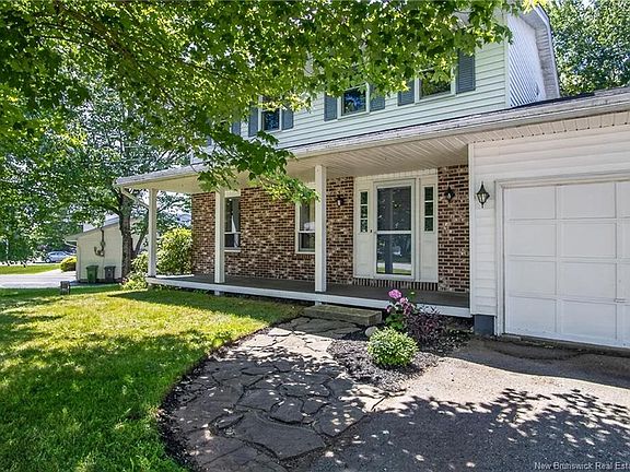 2nd image of 20 Hughes Cres