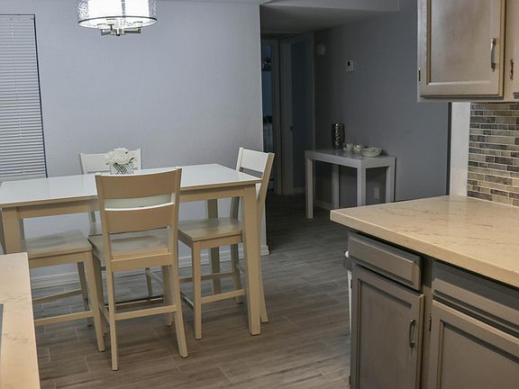3rd image of 2146 W Isabella Ave APT 137