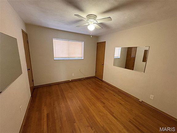 5th image of 7274 Dartmouth Ave