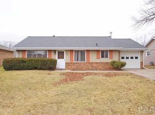 1016 S Mesa Dr, Peoria, IL 61607