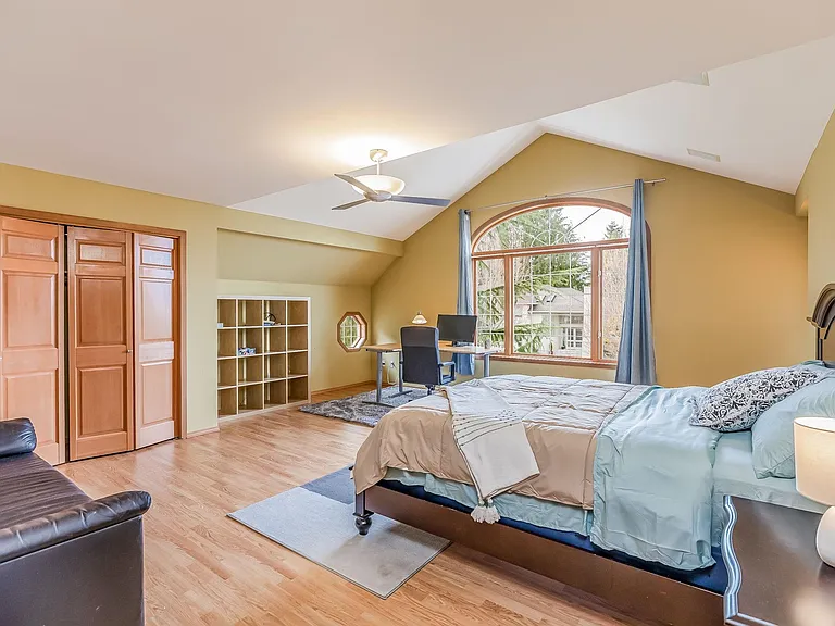 18203 NW Montreux Dr — Photo 8