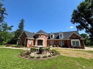 17740 Beck Rd, Northville, MI 48168
