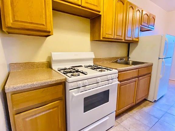 4th image of 2345 Ocean Ave APT 1E