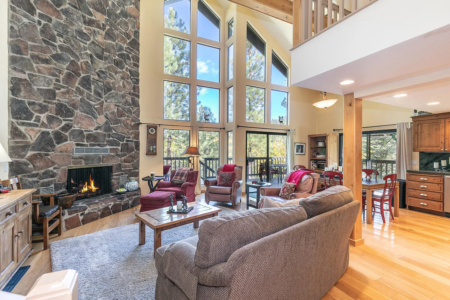 3 bed, 1700 sqft, $8,000 — Photo 1