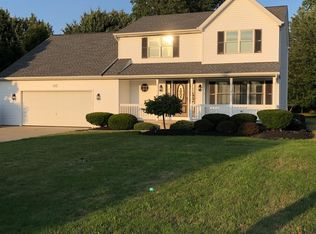 3682 Julie Ct, North Tonawanda, NY 14120