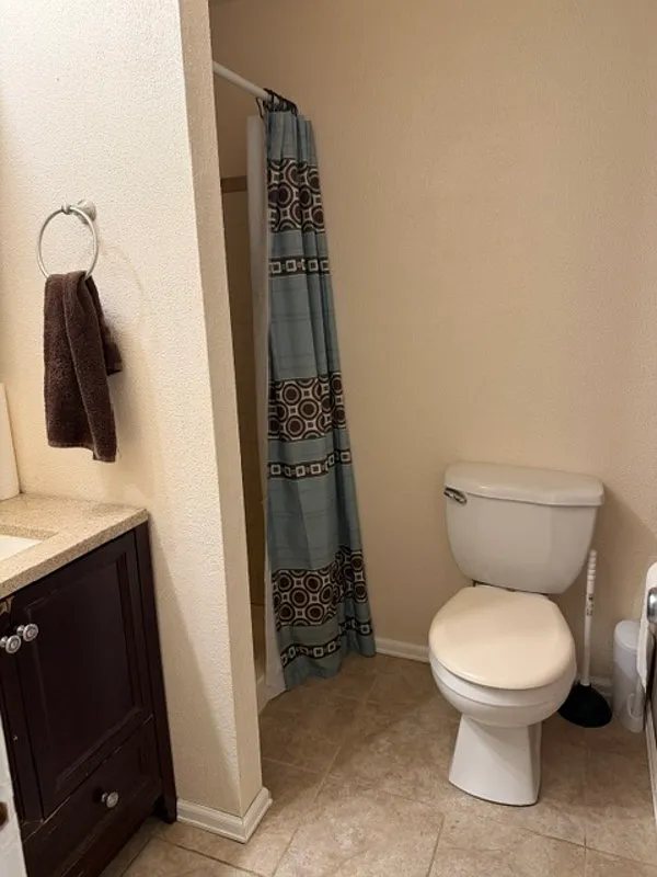 3 bed, 2.0 bath, 1240 sqft, $2,695 — Photo 4