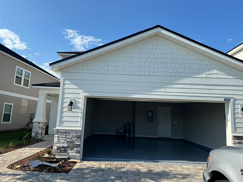1st image of 657 Silver Landing Dr