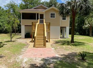 69 Meadow Ridge Dr, Crawfordville, FL 32327