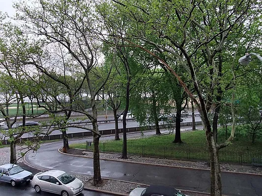 Sold by LoHo Realty | media 8