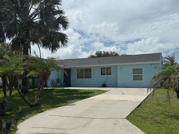 190 NW Abalone Rd Road NW, Palm Bay, FL 32907
