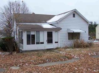 204 S Walnut St, Mount Summit, IN 47361