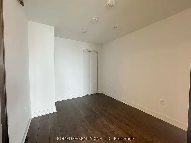 758 Dovercourt Rd #308 — Photo 5
