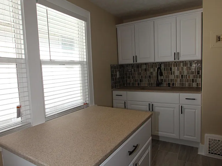 4816 Burt St #1/2-2 — Photo 33