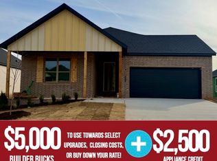 1811 Ferguson St, Pea Ridge, AR 72751