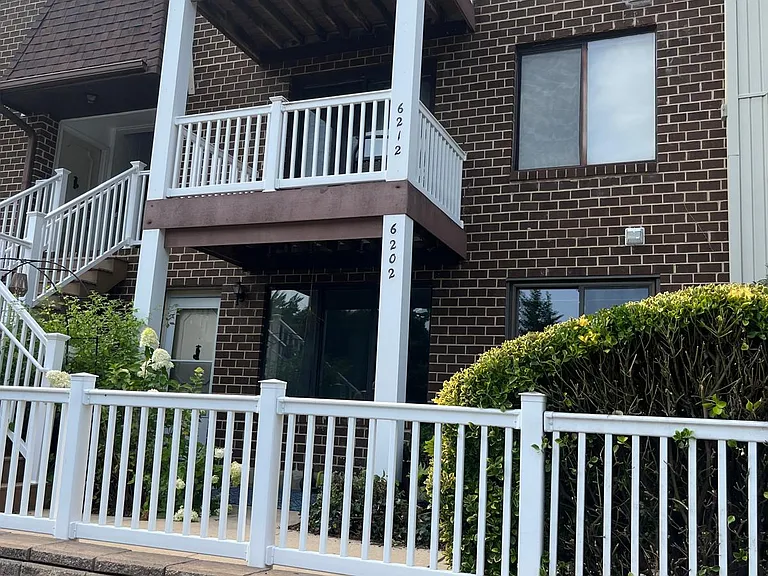 6202 Hilltop Dr — Photo 13