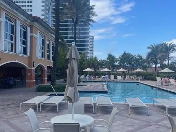 2080 S Ocean Dr APT 505, Hallandale, FL 33009